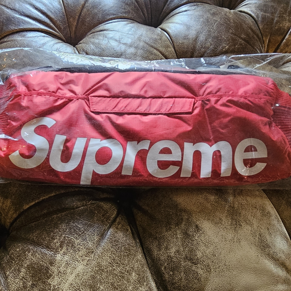 Supreme Red Hand Warmer - NEW!!